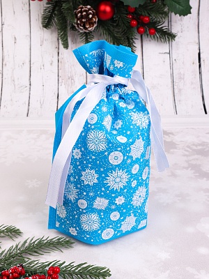 Мешок для подарков 24х18х9см Снежинки голубой