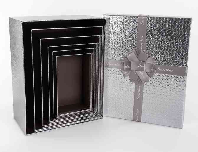 Коробка прямоугольник 29х22х13см Эффектный подарок Серебро Металлик